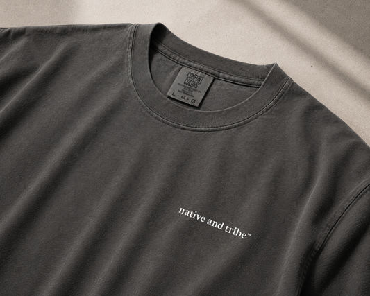 essential micro logo tee